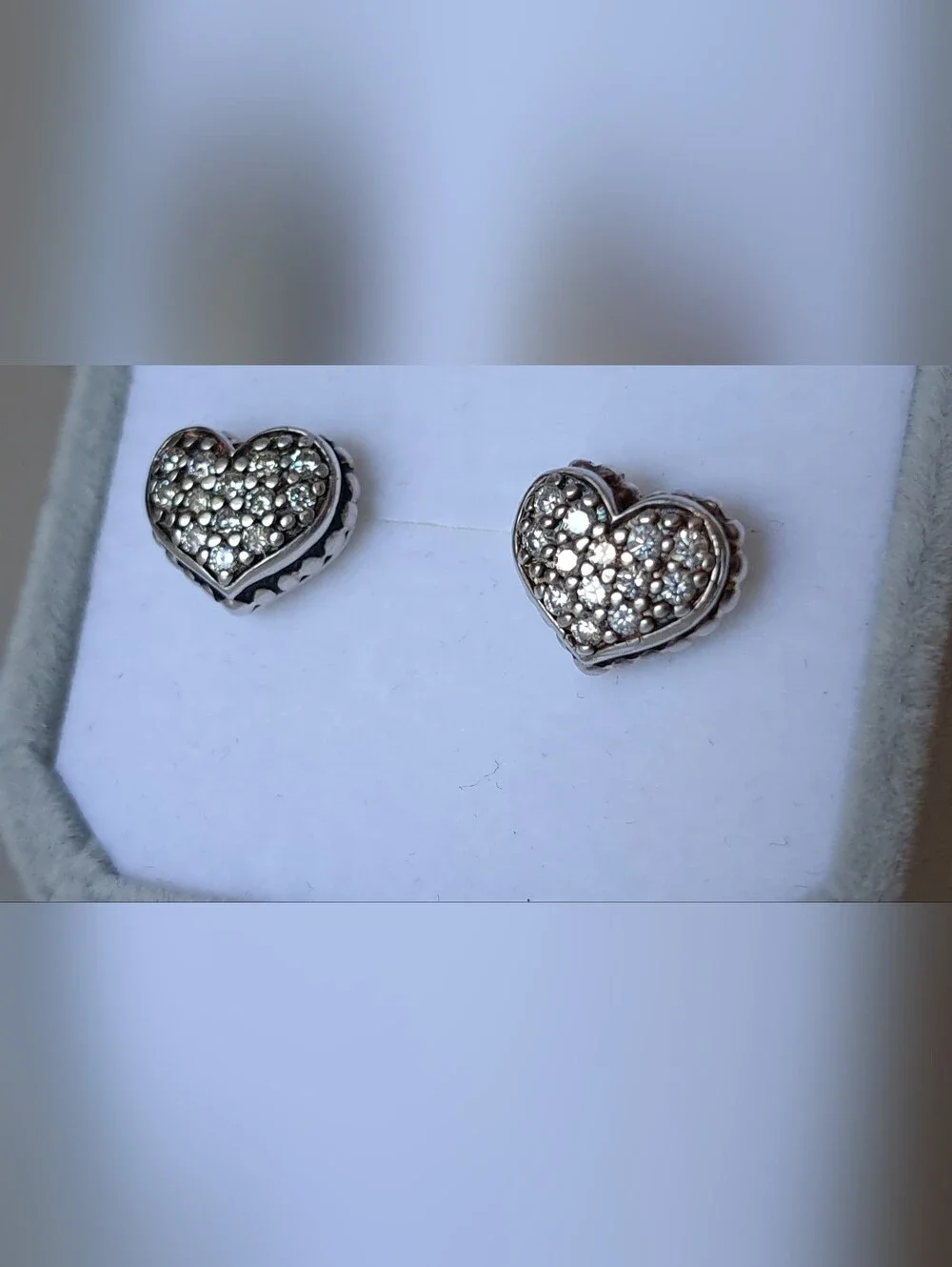 Vintage LAGOS Caviar Sterling Silver Diamond Heart Stud Earrings - Picture 4 of 13
